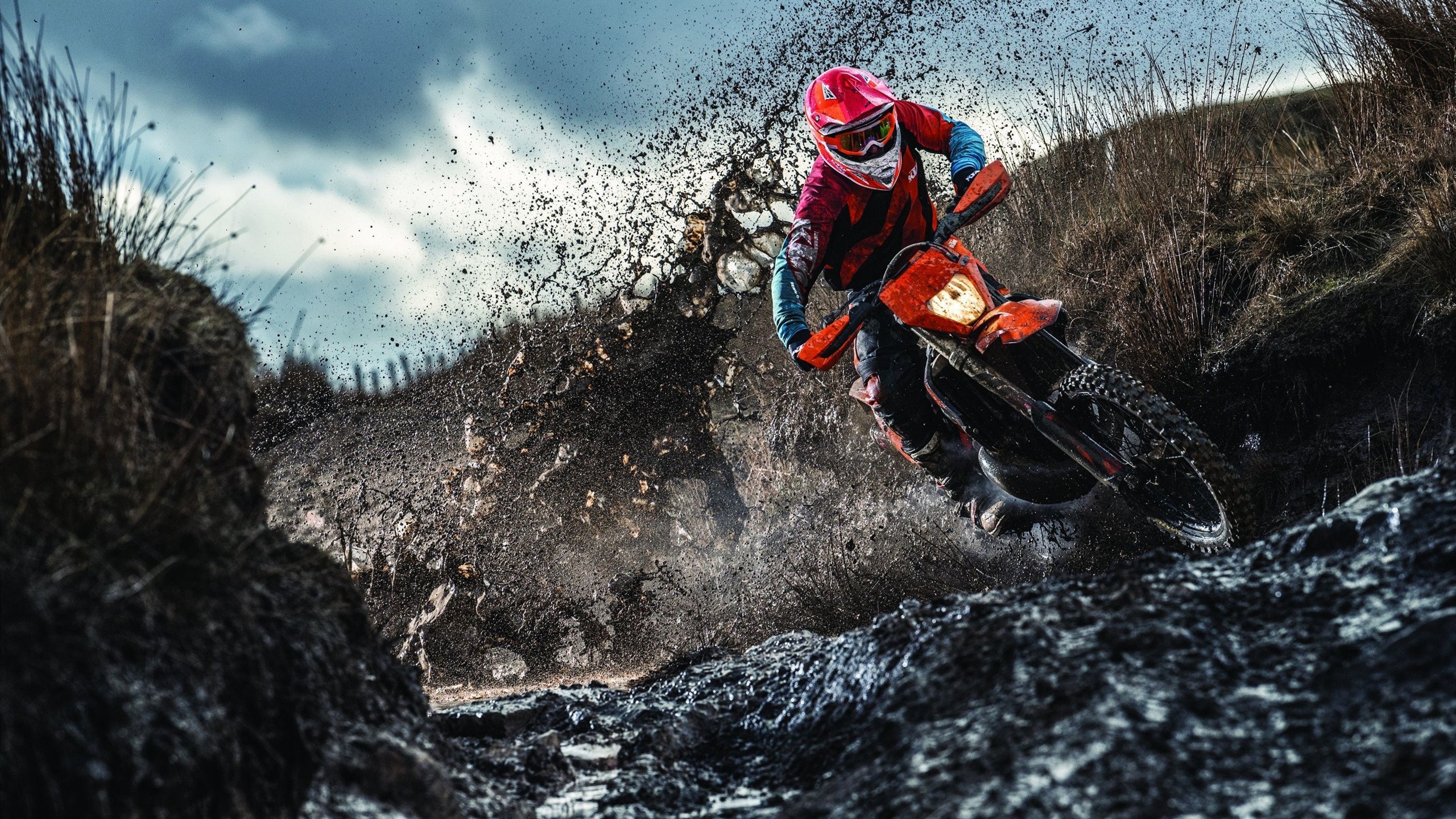 华体会官网活动-俱乐部启动冬训计划强化球员体能与技战术储备，足球冬训计划怎么写